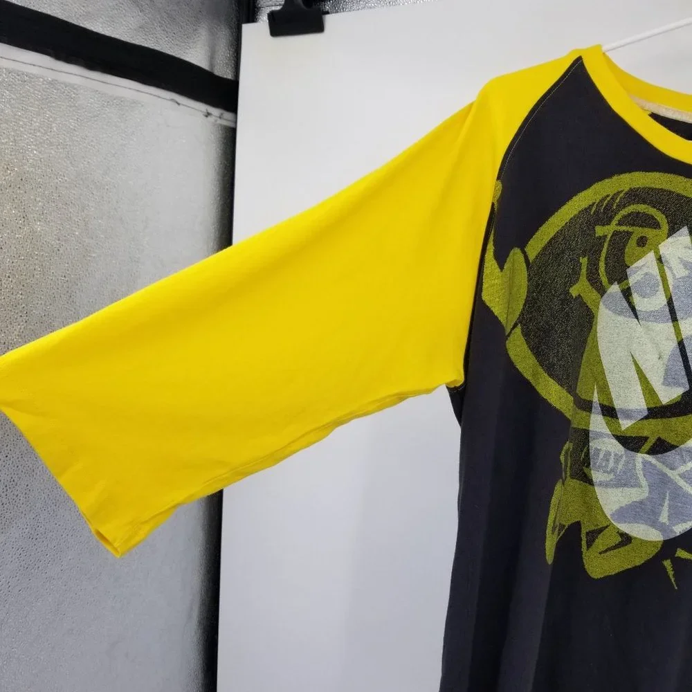 Nike Sportswear BRS Concert Limited Edition 3/4‎ Sleeve Shirt Size XL